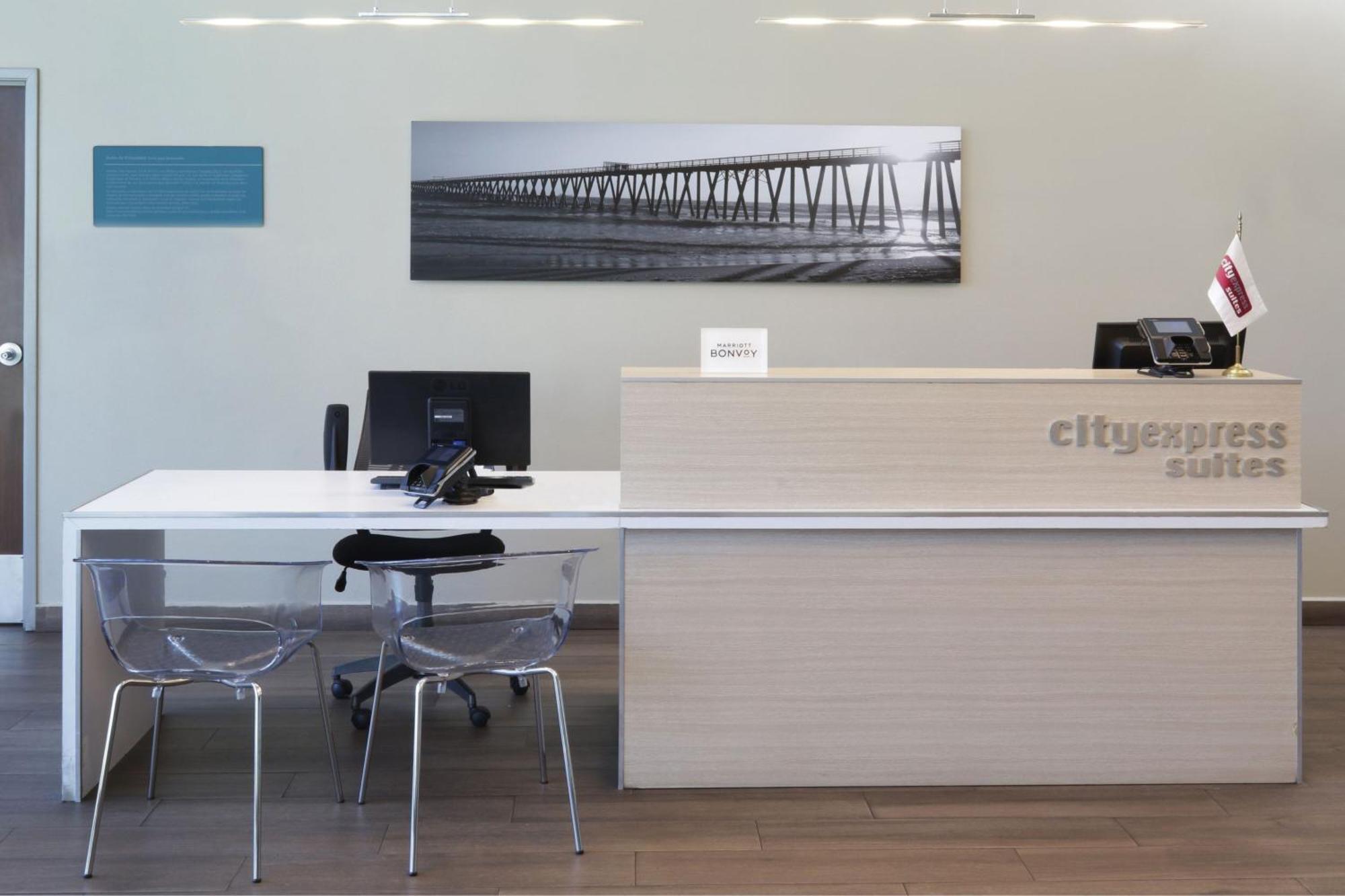 City Express Suites By Marriott Tijuana Rio Eksteriør billede