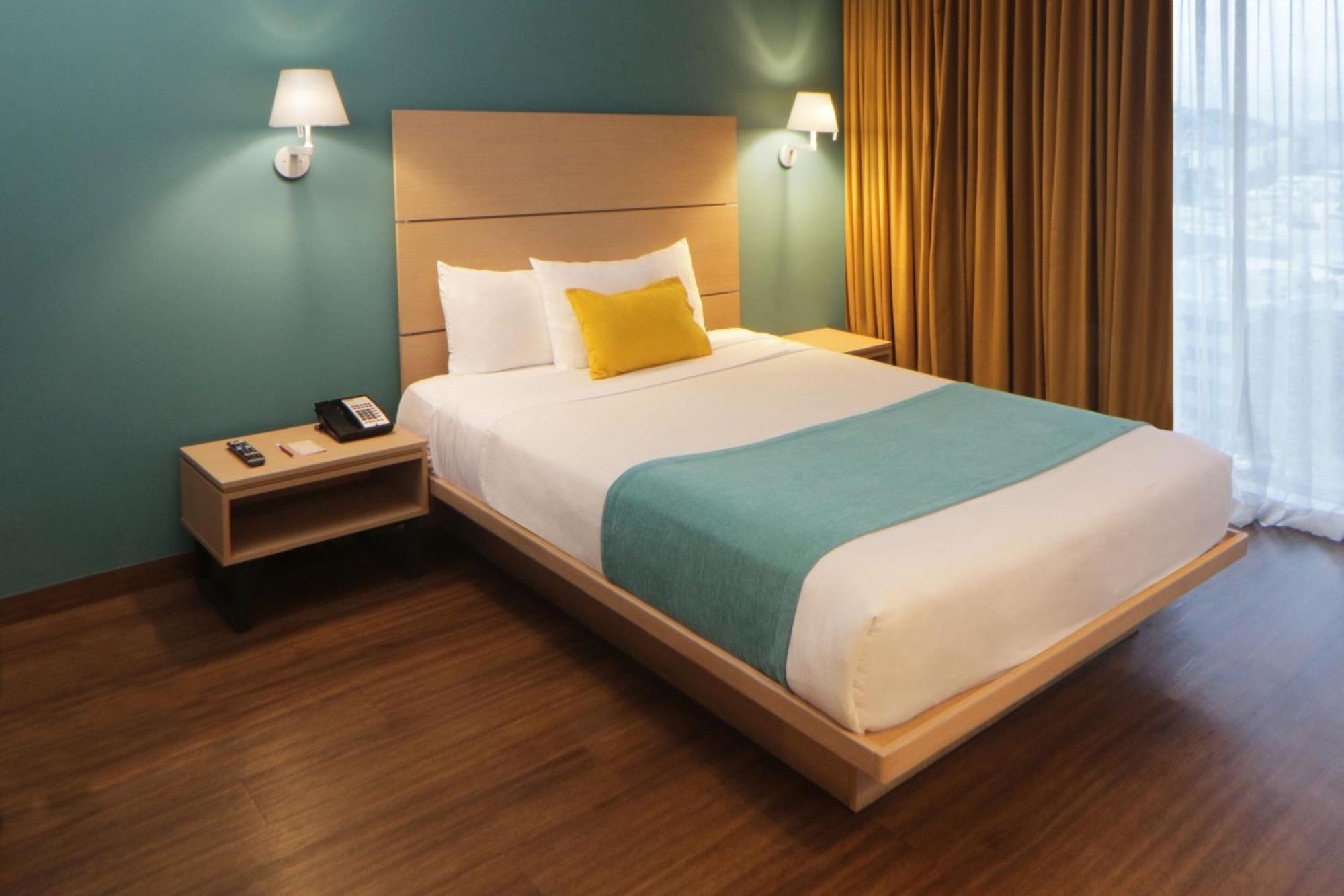City Express Suites By Marriott Tijuana Rio Eksteriør billede