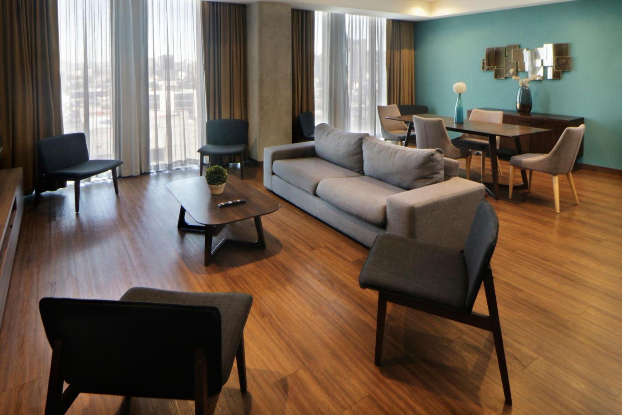 City Express Suites By Marriott Tijuana Rio Eksteriør billede