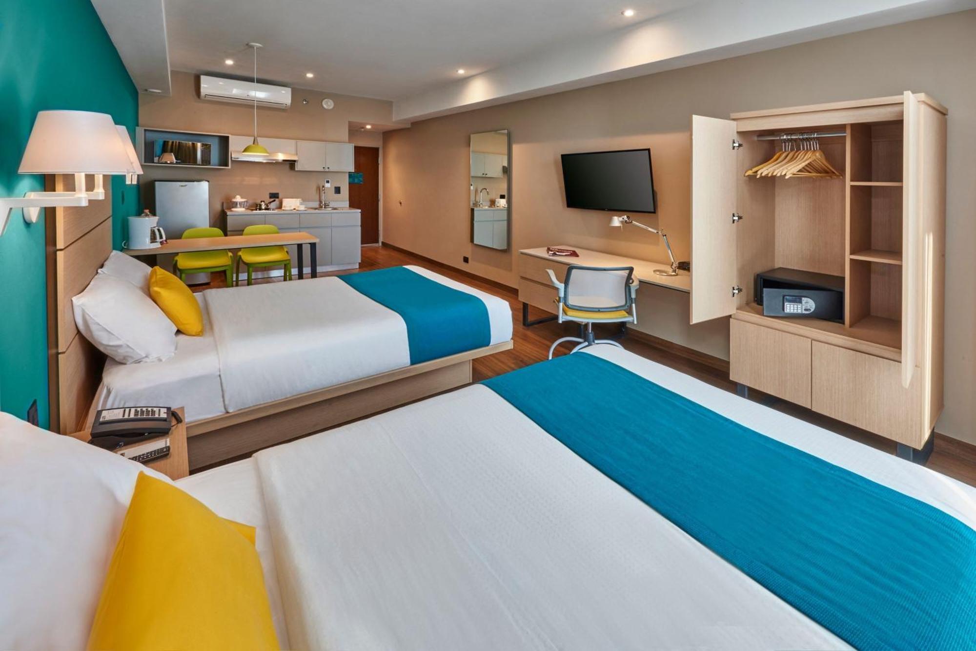 City Express Suites By Marriott Tijuana Rio Eksteriør billede